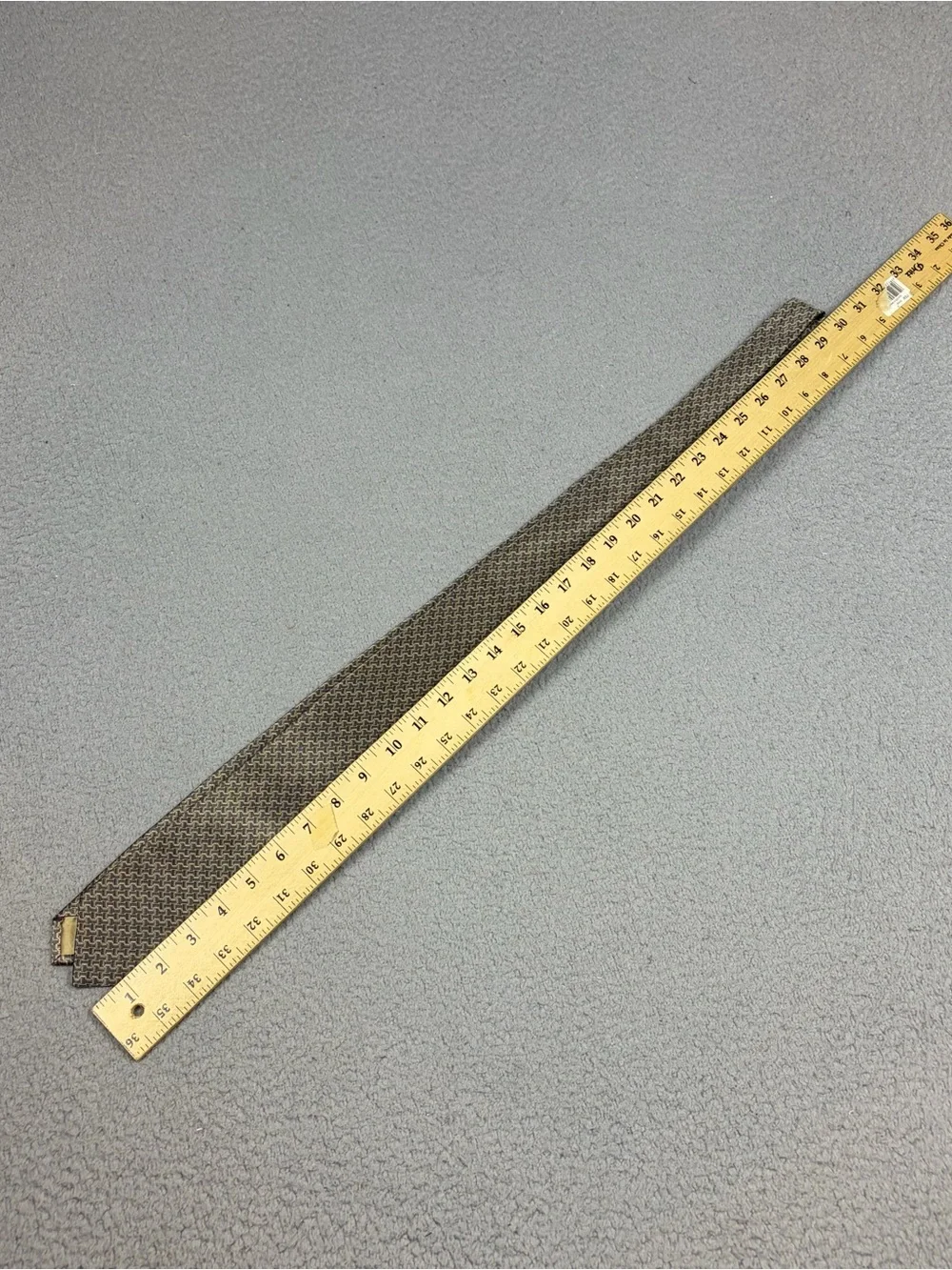 Brioni Neck Tie Mens Brown and Gold Houndstooth 100% Silk Made in Italy